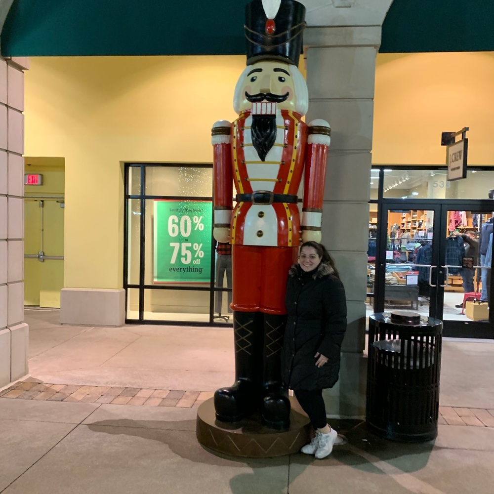 Meet your Posher, Valentina